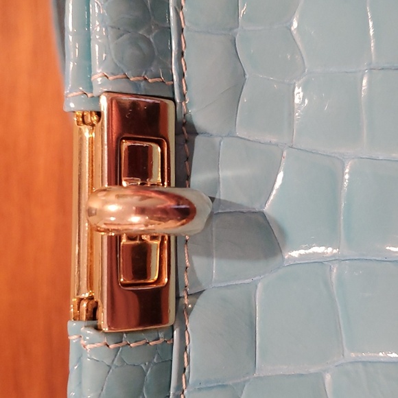 Tiziana Collections Italian turquoise patent leather handbag - Picture 9 of 14